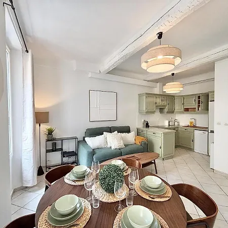 Appartement 2 Bedrooms - 11ca Cannes