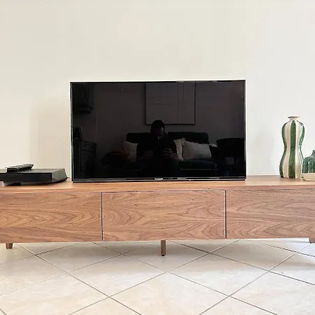 2 Bedrooms - 11ca * Cannes